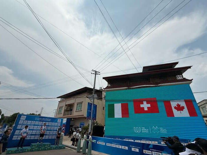 一项兼具竞, 中青网记者 一项兼具竞, 中青网记者