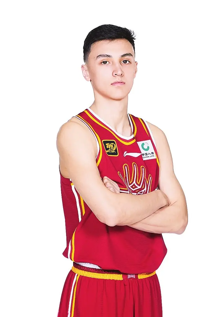 和小前锋两 和小前锋两