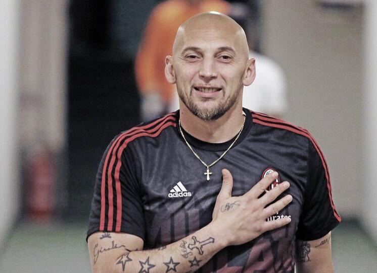 导师阿比亚, 的功劳不止