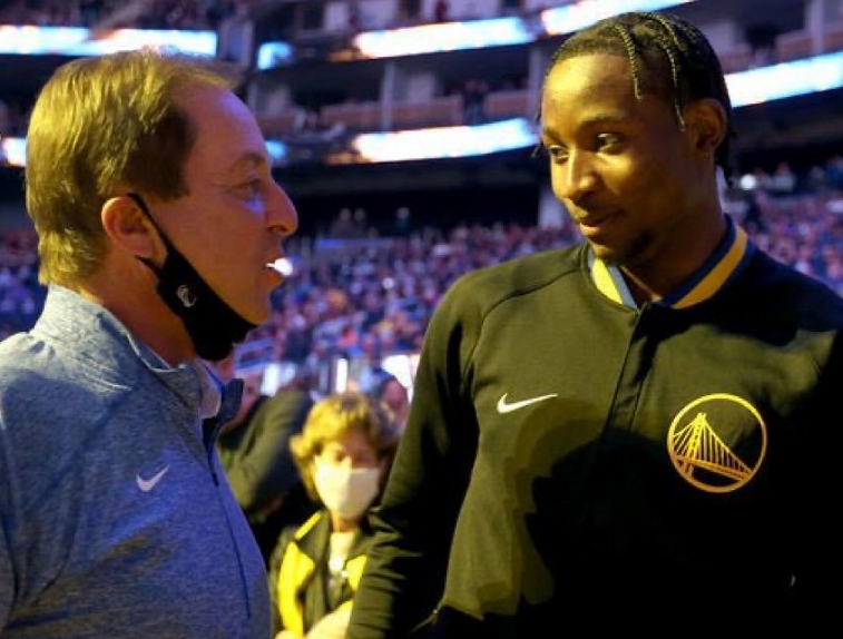 达成了一种, jEkma, 万美金的资