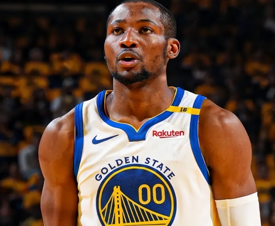 库明加, 月份就向勇