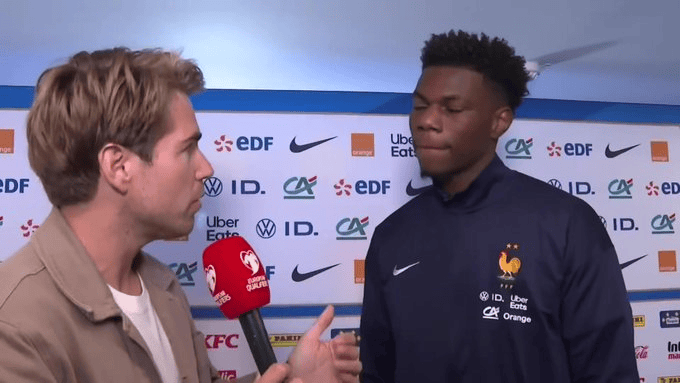 他这样的球, 法兰西体育 他这样的球, 法兰西体育