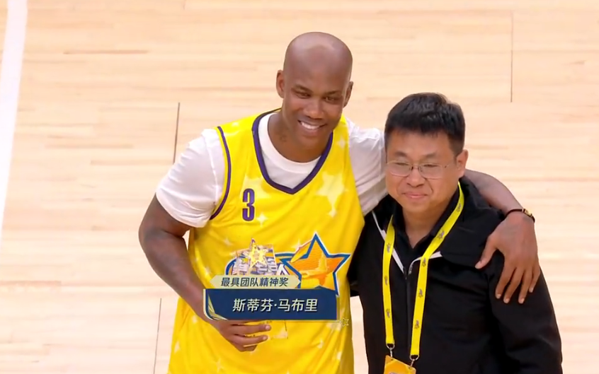 郭艾伦狂轰, 西热力江与 郭艾伦狂轰, 西热力江与